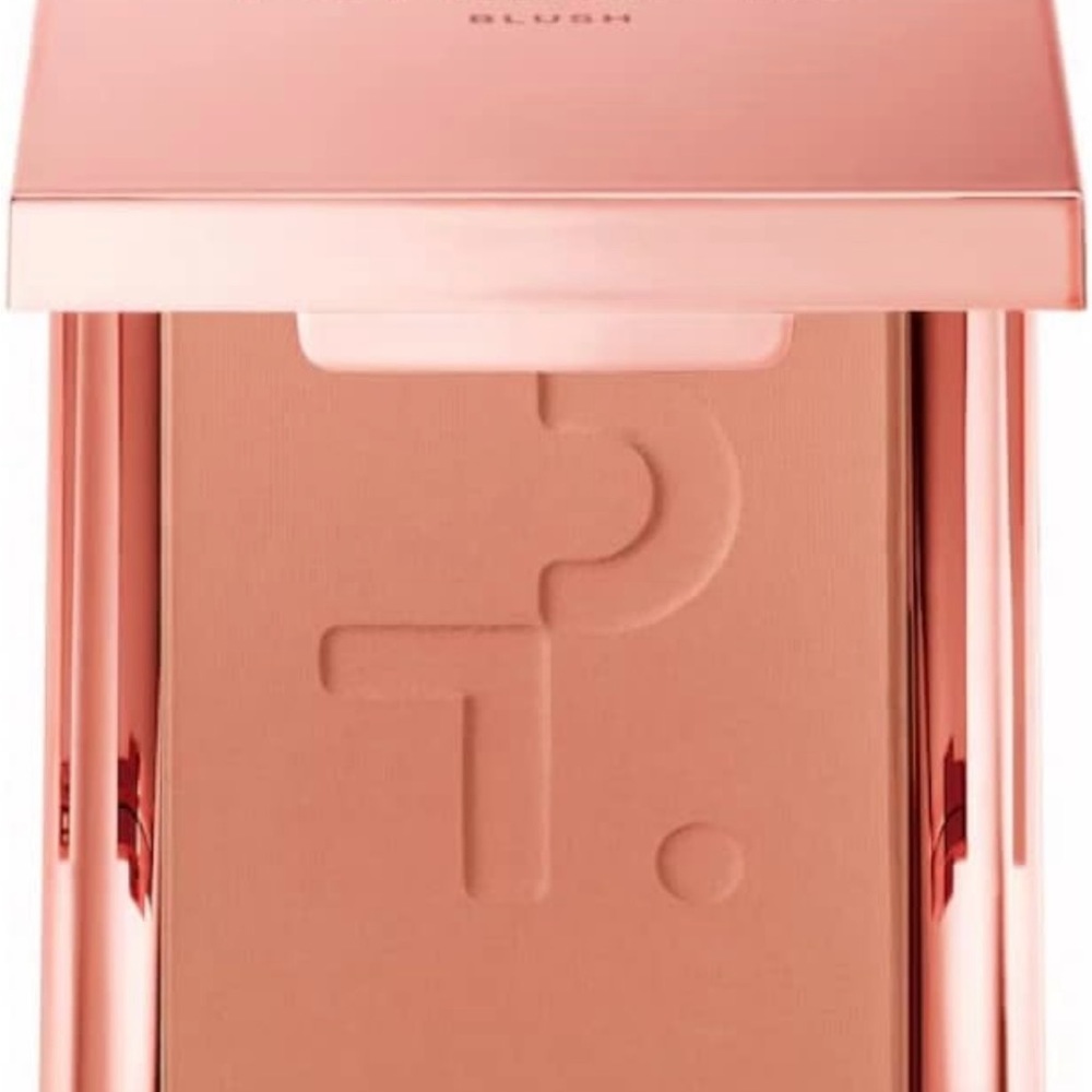 Blush - Picture 2 of 3